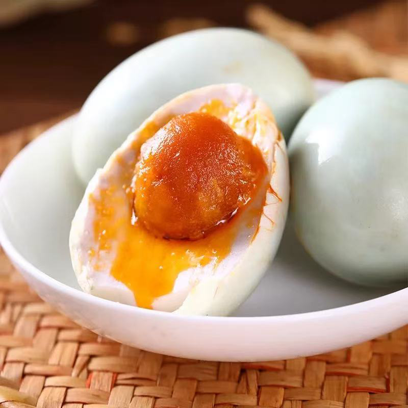 咸鸭蛋 CHINESE SALTED EGG
